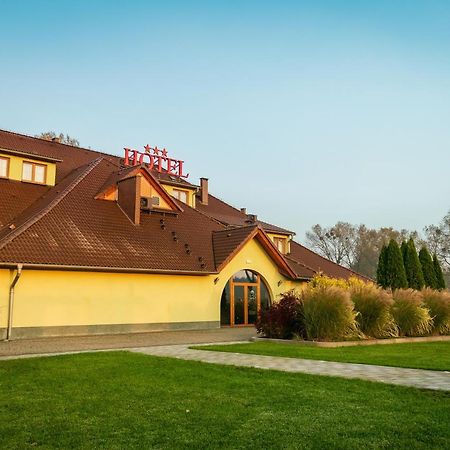 Zajazd U Dziadka Oppeln Exterior foto
