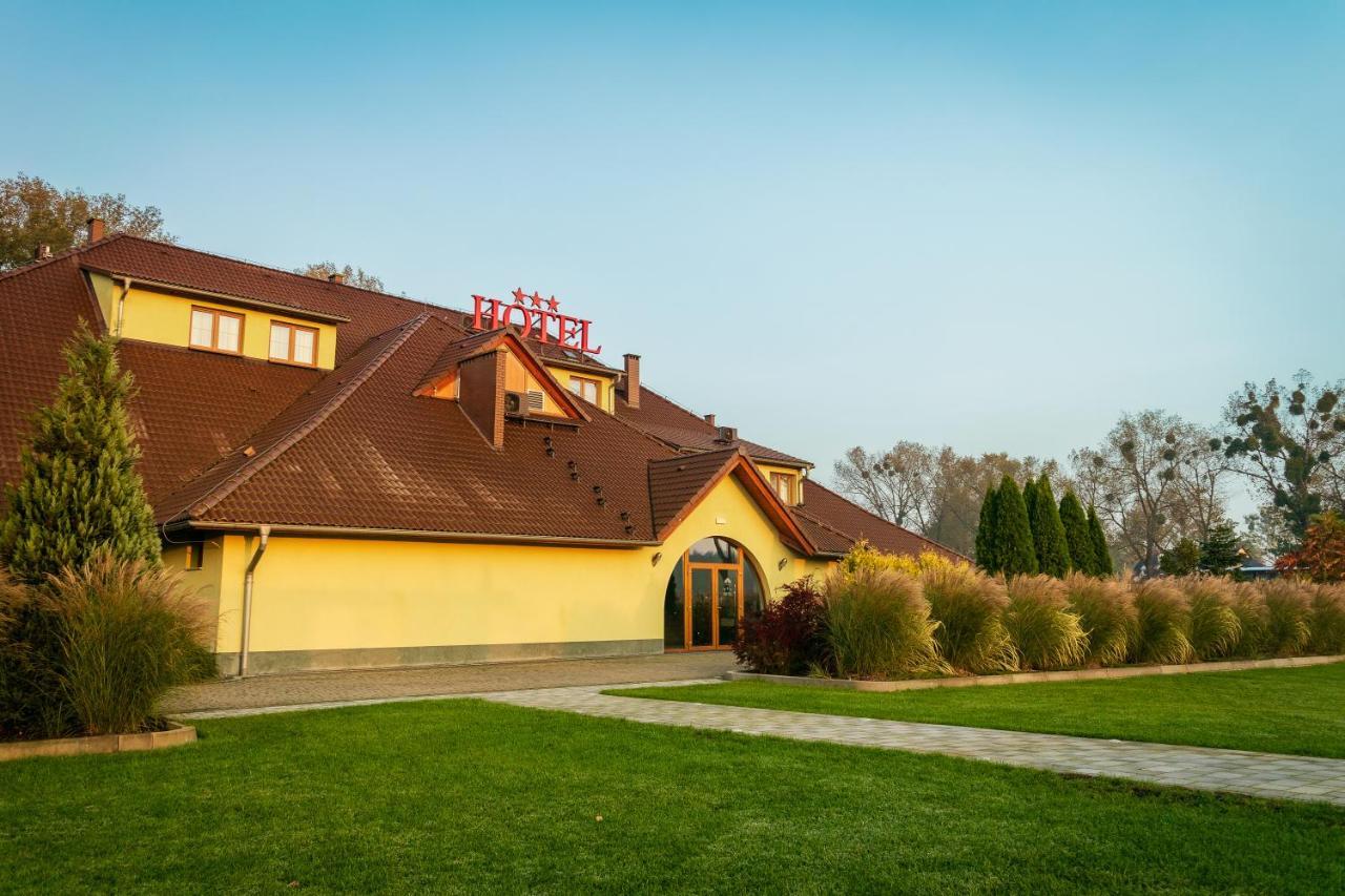 Zajazd U Dziadka Oppeln Exterior foto